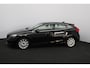 Volvo V40 1.6 T4 Momentum/ AUTOMAAT!/ 17'' LMV/ Half-Leder/ Navi/ Clima/ Cruise/ Elek. pakket/ Isofix/ Bluetooth/ Armsteun/ Multi. LEDER. Stuur/ PDC/ Chroom.