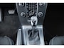 Volvo V40 1.6 T4 Momentum/ AUTOMAAT!/ 17'' LMV/ Half-Leder/ Navi/ Clima/ Cruise/ Elek. pakket/ Isofix/ Bluetooth/ Armsteun/ Multi. LEDER. Stuur/ PDC/ Chroom.