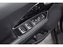 Kia Niro Hybrid 1.6 GDi DynamicLine/ Automaat/ Half-Leder/ Apple + Android/ Lane-Assist./ Camera/ Navi/ Clima/ Cruise/ Elek. pakket/ Isofix/ Multi. LEDER. Stuur/ Mistl./ Extra getint glas/ Chroom/ LED Dagrijverl.
