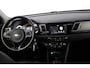 Kia Niro Hybrid 1.6 GDi DynamicLine/ Automaat/ Half-Leder/ Apple + Android/ Lane-Assist./ Camera/ Navi/ Clima/ Cruise/ Elek. pakket/ Isofix/ Multi. LEDER. Stuur/ Mistl./ Extra getint glas/ Chroom/ LED Dagrijverl.