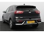 Kia Niro Hybrid 1.6 GDi DynamicLine/ Automaat/ Half-Leder/ Apple + Android/ Lane-Assist./ Camera/ Navi/ Clima/ Cruise/ Elek. pakket/ Isofix/ Multi. LEDER. Stuur/ Mistl./ Extra getint glas/ Chroom/ LED Dagrijverl.