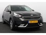 Kia Niro Hybrid 1.6 GDi DynamicLine/ Automaat/ Half-Leder/ Apple + Android/ Lane-Assist./ Camera/ Navi/ Clima/ Cruise/ Elek. pakket/ Isofix/ Multi. LEDER. Stuur/ Mistl./ Extra getint glas/ Chroom/ LED Dagrijverl.
