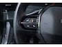 Peugeot 208 1.2 PureTech 100 Allure/ Virtuele Cockpit/ 360°Camera/ Carplay!/ Lane-Assist/ Keyless/ Dodehoek/ LED-Dagrij/ 6-Versnell./ Cruise/ Clima/ 16''LMV/ Half-Leder/ Elek.Pakket/ Navigatie