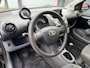 Toyota Aygo 1.0 VVT-i 5D Dynamic Navigator, AIRCO, LMV, GETINT GLAS, NAVIGATIE