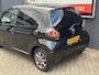 Toyota Aygo 1.0 VVT-i 5D Dynamic Navigator, AIRCO, LMV, GETINT GLAS, NAVIGATIE