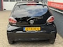 Toyota Aygo 1.0 VVT-i 5D Dynamic Navigator, AIRCO, LMV, GETINT GLAS, NAVIGATIE