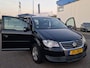 Volkswagen Touran 1.4 TSI Business 7 PERS CARPLAY NAVI PSENSOR CRUISE