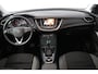 Opel Grandland X 1.2 Turbo Business Executive/ D-Riem verv: 55.000 KM!/ Automaat!/ Trekhaak/ 18'' LMV/ Panorama-Dak/ Elek. Kofferklep/ Apple + Android/ Dode-Hoek DET./ Extra getint glas/ Chroom/ Adaptive Cruise.