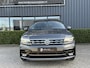 Volkswagen Tiguan 1.5 TSI 150pk DSG / Aut. R-Line Panoramadak Trekhaak CarPlay 19" 95dkm!!
