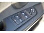 BMW 3-Serie 320i M Line 170pk | Audio-navigatie full map | Bi-xenon koplampen | Cruise control | Electronic climate control | Lichtmetalen velgen 17" | Parkeersensor achter | Voorstoelen verwarmd | Zeer nette auto!
