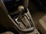 Toyota Yaris Cross 1.5 HYBRID DYNAMIC BITONE SILVERLINE GARANTIE 2035 NAVIGATIE . STUUR EN STOEL VERWARMING . ADAPTIEVE CRUICE CONTROL .