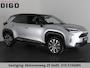 Toyota Yaris Cross 1.5 HYBRID DYNAMIC BITONE SILVERLINE GARANTIE 2035 NAVIGATIE . STUUR EN STOEL VERWARMING . ADAPTIEVE CRUICE CONTROL .