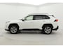 Toyota RAV4 2.5 Hybrid First Edition | Trekhaak | Apple Carplay / Android Auto | Adaptive Cruise | Parkeersensoren achter | Camera | Clima | 18 inch | Rijstrooksensor | Bluetooth