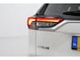 Toyota RAV4 2.5 Hybrid First Edition | Trekhaak | Apple Carplay / Android Auto | Adaptive Cruise | Parkeersensoren achter | Camera | Clima | 18 inch | Rijstrooksensor | Bluetooth