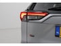 Toyota RAV4 2.5 Plug-in Hybrid AWD Style | Panoramadak | Trekhaak | Dodehoek detectie | Head-up display | 360 camera | BearLock | Navigatie | Apple Carplay / Android Auto | Stoel-/stuurverwarming | Digitale binnenspiegel | Adaptive Cruise | Keyless | 18 inch