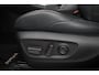 Toyota RAV4 2.5 Plug-in Hybrid AWD Bi-Tone Plus | 360 camera | Leder | Stoelverwarming/-ventilatie | Dodehoek detectie | JBL | Head-up display | Apple Carplay / Android Auto | Digitale binnenspiegel | 19 inch