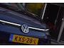 Volkswagen Golf 1.5 eTSI R-Line Pano Massage Camera Trekhaak 19"