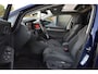 Volkswagen Golf 1.5 eTSI R-Line Pano Massage Camera Trekhaak 19"