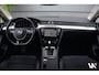 Volkswagen Passat Variant 1.4 TSI ACT Highline | DSG | Trekhaak | Massage | Elektr. Stoelen met Verwarming | Adaptive Cruise | 360 Cam. | Virtual Dash | 2e Eig. Volledig. O.H.