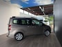 Ford Tourneo Courier 1.0 Titanium/ Nieuwe motor en koppeling. hele mooie auto.