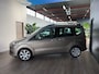 Ford Tourneo Courier 1.0 Titanium/ Nieuwe motor en koppeling. hele mooie auto.