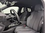 Peugeot e-2008 EV GT 50 kWh SOH 94% | Airco | Camera | Cruise Control | DAB | LED | LMV 17" | Navi | PDC V&A | Stoelverwarming |