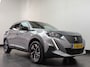 Peugeot e-2008 EV Allure Pack 50 kWh SOH 94% | Airco | Camera | Cruise Adaptief | DAB | Keyless | LED | LMV 17" | Navi | PDC Achter | Stoelverwarming |