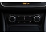 Mercedes-Benz CLA 200 | AMG | PANO | SFEERVERLICHTING | STOELVERWARMING