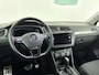 Volkswagen Tiguan 1.5 TSI ACT Highline Business R Trekhaak | Stoelverwarming | Adaptive Cruise Control | Parkeersensoren Voor en Achter | Achteruitrijcamera