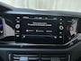 Volkswagen Polo 1.0 TSI Life Business Stoelverwarming Camera Navigatie App-Connect