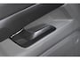 Ford E-Transit Custom 340 L2H1 Limited 65 kWh | Climate Control | Cruise Control | Trekhaak | Achteruitrijcamera | Stoel- en Voorruitverwarming | Apple Carplay/ Android Auto |
