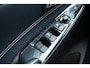 Mazda 2 Skyactiv-G 90 6MT Luxury met I-activsense *Trekhaak* *Dealeronderhouden* *All-in prijs*