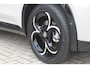 Alfa Romeo Junior 1.2 145PK AUTOMAAT Hybrid IBRIDA TI | TECHNO PACK: (LED MATRIX KOPLAMPEN, DRAADLOZE TELEFOONLADER, DODEHOEK DETECTIE, PARKEERSENSOREN VOOR ACHTER EN ZIJKANT, NAVIGATIE, ELEKTRISCH BEDIENBARE ACHTERKLEP, KEYLESS ENTRY, ADAPTIVE CRUISE CONTROL, ACHTERUITRIJ CAMERA) | PACK TI: (ELEKTRISCH BEDIENBARE BESTUUDERSSTOEL, VERKEERSBORDEN WEERGAVE, GETINTE ACHTERRUITEN, SFEER VERLICHTING, GLANZEND ZWARTE BODYKIT, 10,25" TOUCHSCREEN, LEDEREN STUURWIEL, VERSTELBARE KOFFERVLOER OP 3 NIVEAUS) | 18" LICHTMETALEN VELGEN "FORI" | DRAADLOZE APPLE CARPLAY/ANDROID AUTO | MASSAGE FUNCTIE OP DE BESTUURDERSSTOEL | STOEL VERWARMING | VOORRUIT VERWARMING |