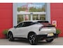 Alfa Romeo Junior 1.2 145PK AUTOMAAT Hybrid IBRIDA TI | TECHNO PACK: (LED MATRIX KOPLAMPEN, DRAADLOZE TELEFOONLADER, DODEHOEK DETECTIE, PARKEERSENSOREN VOOR ACHTER EN ZIJKANT, NAVIGATIE, ELEKTRISCH BEDIENBARE ACHTERKLEP, KEYLESS ENTRY, ADAPTIVE CRUISE CONTROL, ACHTERUITRIJ CAMERA) | PACK TI: (ELEKTRISCH BEDIENBARE BESTUUDERSSTOEL, VERKEERSBORDEN WEERGAVE, GETINTE ACHTERRUITEN, SFEER VERLICHTING, GLANZEND ZWARTE BODYKIT, 10,25" TOUCHSCREEN, LEDEREN STUURWIEL, VERSTELBARE KOFFERVLOER OP 3 NIVEAUS) | 18" LICHTMETALEN VELGEN "FORI" | DRAADLOZE APPLE CARPLAY/ANDROID AUTO | MASSAGE FUNCTIE OP DE BESTUURDERSSTOEL | STOEL VERWARMING | VOORRUIT VERWARMING |