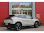 Alfa Romeo Junior 1.2 145PK AUTOMAAT Hybrid IBRIDA TI | TECHNO PACK: (LED MATRIX KOPLAMPEN, DRAADLOZE TELEFOONLADER, DODEHOEK DETECTIE, PARKEERSENSOREN VOOR ACHTER EN ZIJKANT, NAVIGATIE, ELEKTRISCH BEDIENBARE ACHTERKLEP, KEYLESS ENTRY, ADAPTIVE CRUISE CONTROL, ACHTERUITRIJ CAMERA) | PACK TI: (ELEKTRISCH BEDIENBARE BESTUUDERSSTOEL, VERKEERSBORDEN WEERGAVE, GETINTE ACHTERRUITEN, SFEER VERLICHTING, GLANZEND ZWARTE BODYKIT, 10,25" TOUCHSCREEN, LEDEREN STUURWIEL, VERSTELBARE KOFFERVLOER OP 3 NIVEAUS) | 18" LICHTMETALEN VELGEN "FORI" | DRAADLOZE APPLE CARPLAY/ANDROID AUTO | MASSAGE FUNCTIE OP DE BESTUURDERSSTOEL | STOEL VERWARMING | VOORRUIT VERWARMING |
