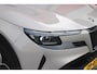 Alfa Romeo Junior 1.2 145PK AUTOMAAT Hybrid IBRIDA TI | TECHNO PACK: (LED MATRIX KOPLAMPEN, DRAADLOZE TELEFOONLADER, DODEHOEK DETECTIE, PARKEERSENSOREN VOOR ACHTER EN ZIJKANT, NAVIGATIE, ELEKTRISCH BEDIENBARE ACHTERKLEP, KEYLESS ENTRY, ADAPTIVE CRUISE CONTROL, ACHTERUITRIJ CAMERA) | PACK TI: (ELEKTRISCH BEDIENBARE BESTUUDERSSTOEL, VERKEERSBORDEN WEERGAVE, GETINTE ACHTERRUITEN, SFEER VERLICHTING, GLANZEND ZWARTE BODYKIT, 10,25" TOUCHSCREEN, LEDEREN STUURWIEL, VERSTELBARE KOFFERVLOER OP 3 NIVEAUS) | 18" LICHTMETALEN VELGEN "FORI" | DRAADLOZE APPLE CARPLAY/ANDROID AUTO | MASSAGE FUNCTIE OP DE BESTUURDERSSTOEL | STOEL VERWARMING | VOORRUIT VERWARMING |
