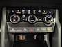 Skoda Karoq 1.5 TSi DSG Sportline Navigatie-Trekhaak-Adapt.Cr.contr-Clima-Camera-Carplay-Stoel/Stuurverwarming-Parkeersensoren-Lm18''velgen