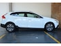 Volvo V40 Cross Country T3 Automaat Edition+ | Afneembare trekhaak | Stoelverwarming | Navigatie | Volvo on Call | Climate control | Parkeersensoren achter | High performance audio | Dealeronderhouden