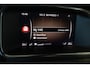 Volvo V40 Cross Country T3 Automaat Edition+ | Afneembare trekhaak | Stoelverwarming | Navigatie | Volvo on Call | Climate control | Parkeersensoren achter | High performance audio | Dealeronderhouden