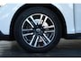 Volvo V40 Cross Country T3 Automaat Edition+ | Afneembare trekhaak | Stoelverwarming | Navigatie | Volvo on Call | Climate control | Parkeersensoren achter | High performance audio | Dealeronderhouden
