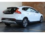 Volvo V40 Cross Country T3 Automaat Edition+ | Afneembare trekhaak | Stoelverwarming | Navigatie | Volvo on Call | Climate control | Parkeersensoren achter | High performance audio | Dealeronderhouden