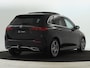 Mercedes-Benz B-klasse 250 e Business Solution AMG | Trekhaak | Panoramadak | Alarm | Sfeerverlichting | Keyless Go | CarPay | Steolverwarming | Inclusief 24 maanden Mercedes-Benz Certified garantie voor Europa.