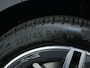 Mercedes-Benz B-klasse 250 e Business Solution AMG | Trekhaak | Panoramadak | Alarm | Sfeerverlichting | Keyless Go | CarPay | Steolverwarming | Inclusief 24 maanden Mercedes-Benz Certified garantie voor Europa.