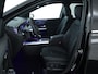 Mercedes-Benz B-klasse 250 e Business Solution AMG | Trekhaak | Panoramadak | Alarm | Sfeerverlichting | Keyless Go | CarPay | Steolverwarming | Inclusief 24 maanden Mercedes-Benz Certified garantie voor Europa.