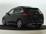 Mercedes-Benz B-klasse 250 e Business Solution AMG | Trekhaak | Panoramadak | Alarm | Sfeerverlichting | Keyless Go | CarPay | Steolverwarming | Inclusief 24 maanden Mercedes-Benz Certified garantie voor Europa.