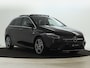 Mercedes-Benz B-klasse 250 e Business Solution AMG | Trekhaak | Panoramadak | Alarm | Sfeerverlichting | Keyless Go | CarPay | Steolverwarming | Inclusief 24 maanden Mercedes-Benz Certified garantie voor Europa.