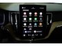Volvo XC60 T6 Plug-in hybrid AWD Plus Black Edition | Luchtvering | Semi-Electrische wegklapbare trekhaak | Verwarmbare voorstoelen, achterbank en stuurwiel | Premium audio by Harman Kardon | Apple carplay/Android auto | Keyless | Google Infotainment |