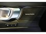 Volvo XC40 B4 Plus Black Edition | Panoramadak |  | Semi-Electrische wegklapbare Trekhaak | Verwarmbare voorstoelen en stuurwiel | Premium audio by Harman Kardon | Apple carplay/Android auto | Keyless Entree | Google Infotainment