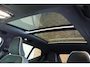 Volvo XC40 B4 Plus Black Edition | Panoramadak |  | Semi-Electrische wegklapbare Trekhaak | Verwarmbare voorstoelen en stuurwiel | Premium audio by Harman Kardon | Apple carplay/Android auto | Keyless Entree | Google Infotainment