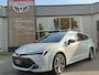 Toyota Corolla Touring Sports Hybrid 140 DYNAMIC STOEL/STUURVERW PARK-SENSOREN NAVI APPLE/ANDROID 17'' LM-VELGEN CAMERA AD-CRUISE CLIMA LED KEYLESS